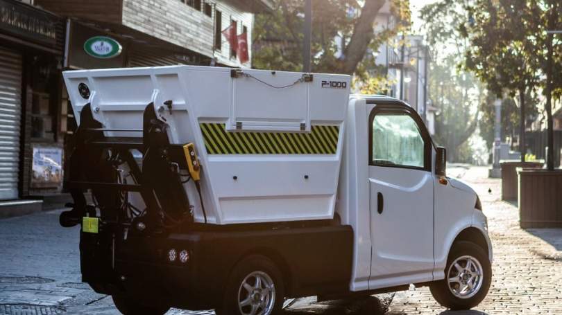 Турецкая компания Pilotcar выпустила элетромусоровозы